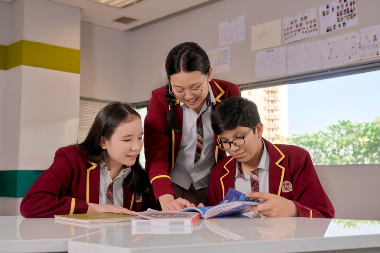 Jadilah Bagian dari Generasi Emas Sekolah Terbaik di Surabaya! Raih Beasiswa Secondary BINUS SCHOOL